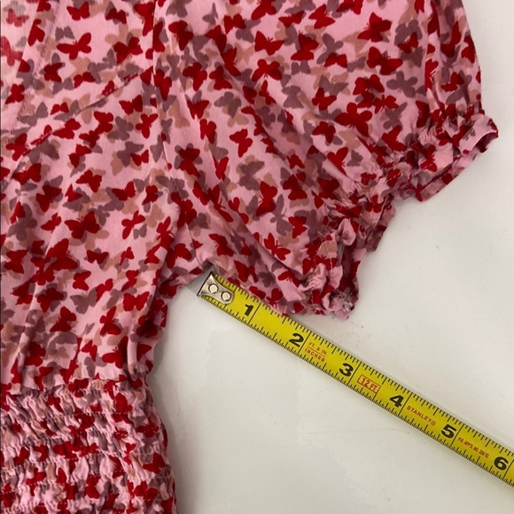 Women's Raquel Crop Top in Ditsy Butterfly Pink Red Puff Sleeve Size M - Picture 9 of 12